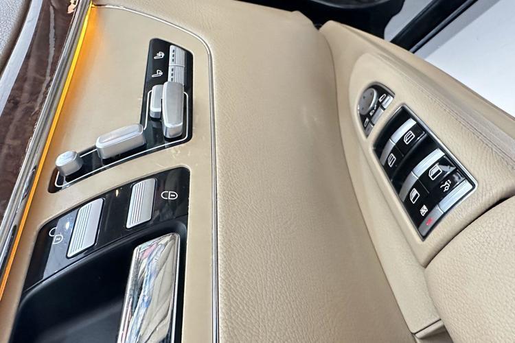 Used Brabus S-Class 2011 38S Interior 7