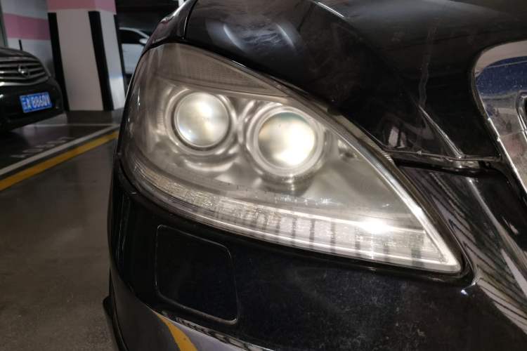 Used Brabus S-Class 2011 60S Right Front Headlight