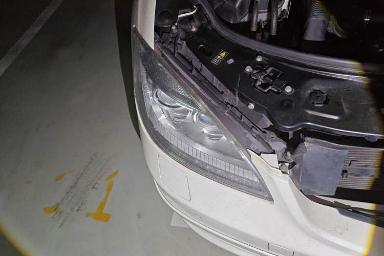 Used Brabus S-Class 2011 38S Right Front Headlight