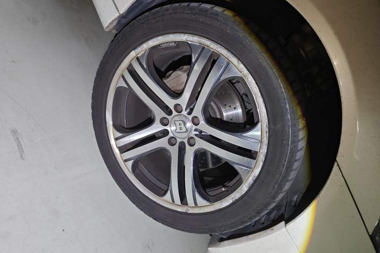 Used Brabus S-Class 2011 38S Right Front Wheel Hub