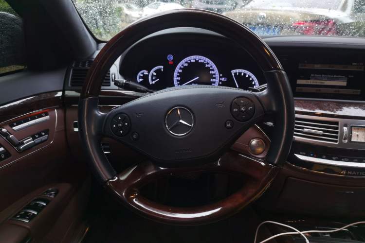 Used Brabus S-Class 2013 50S 4M Steering Wheel
