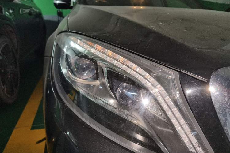Used Brabus S-Class  Right Front Headlight