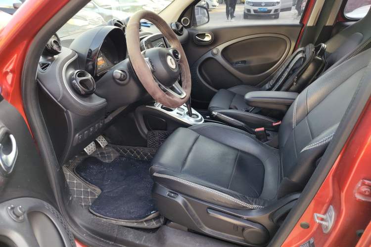 Used Brabus smart forfour 2017 BRABUS Xclusive Driver Seat