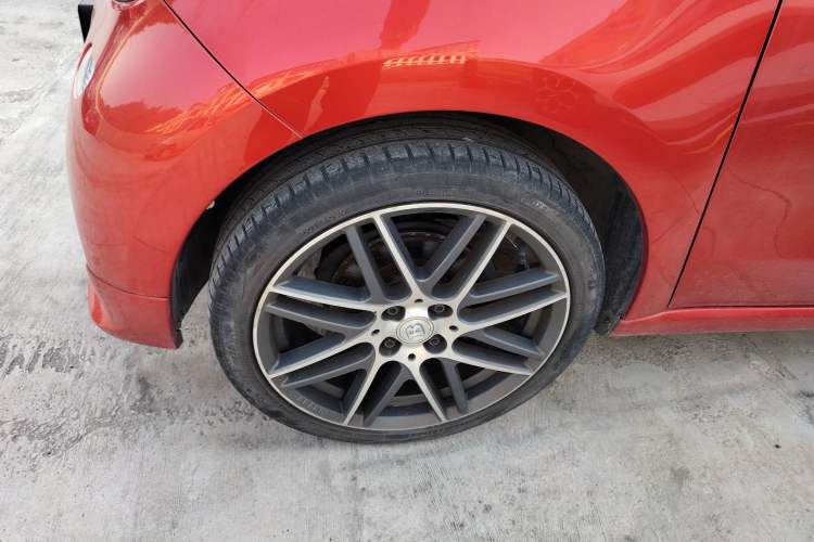 Used Brabus smart forfour 2017 BRABUS Xclusive Left Front Wheel Hub