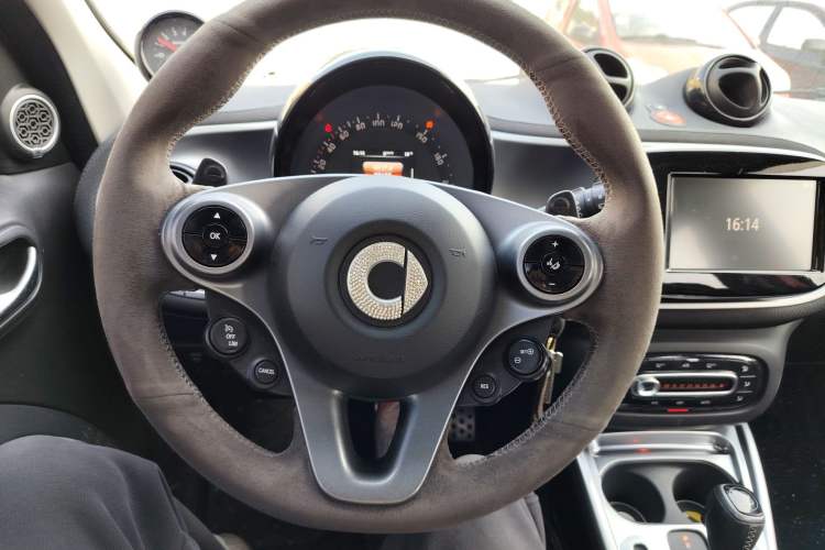 Used Brabus smart forfour 2017 BRABUS Xclusive Steering Wheel