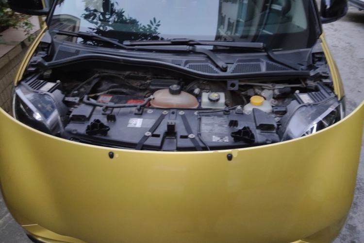 Used Brabus smart fortwo  Engine Bay