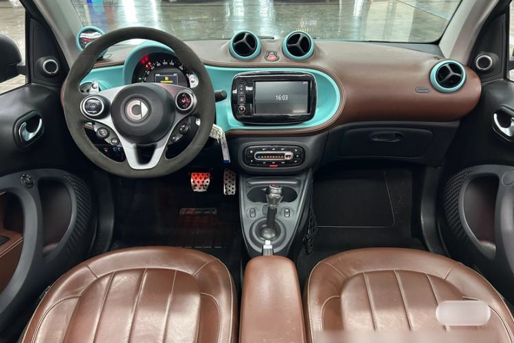 Used Brabus smart fortwo 2018 0.9T BRABUS Tailor-Made Convertible—Exclusively Customized Interior 1