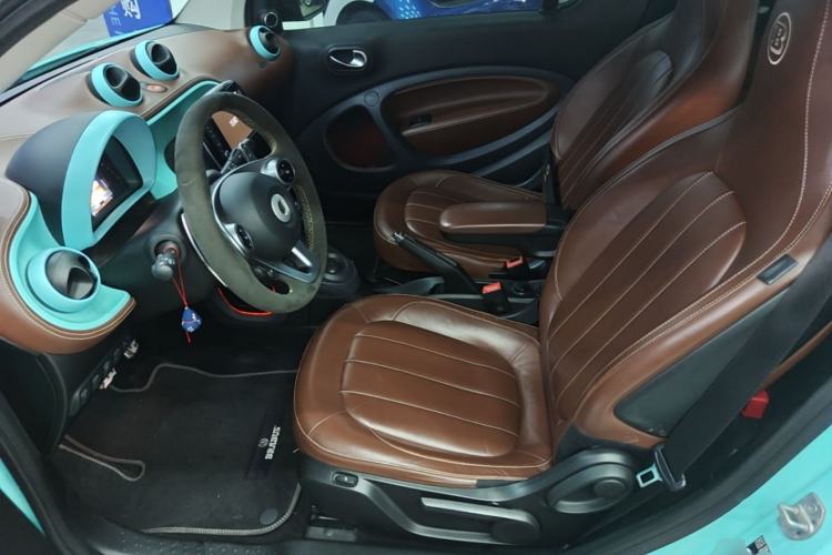 Used Brabus smart fortwo 2018 0.9T BRABUS Tailor-Made Convertible—Exclusively Customized Left Front Seat