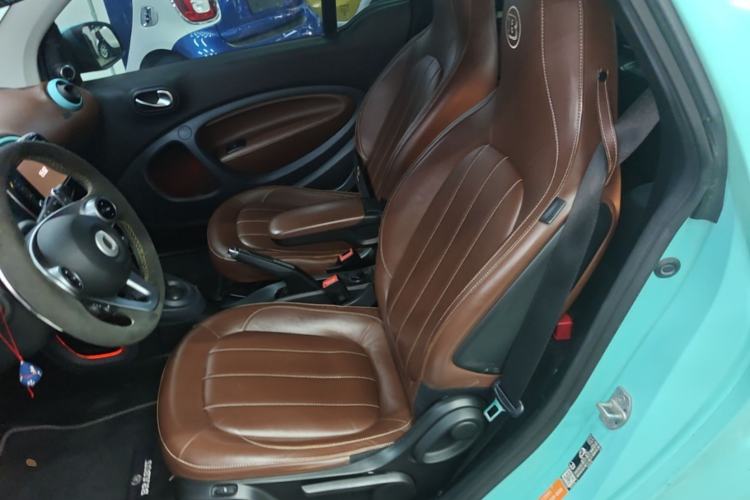 Used Brabus smart fortwo 2018 0.9T BRABUS Tailor-Made Convertible—Exclusively Customized Left Rear Seat