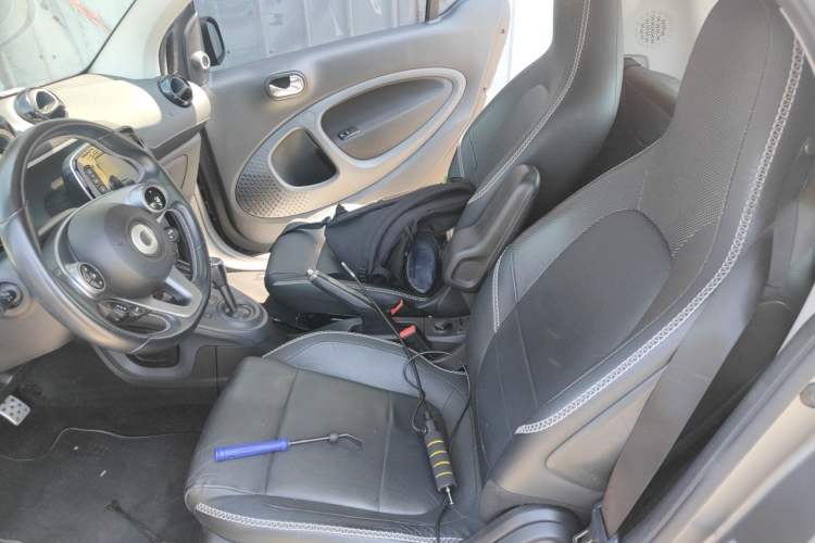 Used Brabus smart fortwo 2018 0.9T Hardtop BRABUS Xclusive Left Rear Seat