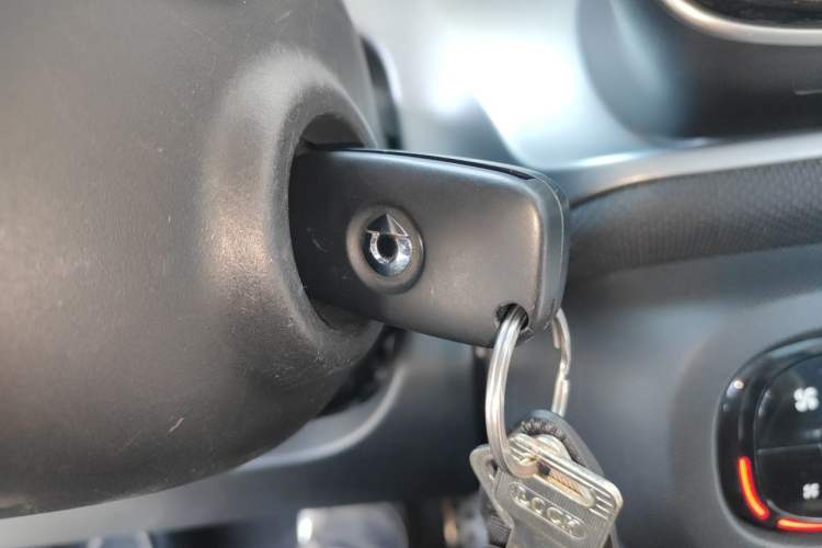 Used Brabus smart fortwo 2018 0.9T Hardtop BRABUS Xclusive Vehicle Key