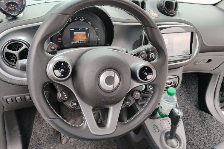 Used Brabus smart fortwo 2018 0.9T Hardtop BRABUS Xclusive Steering Wheel