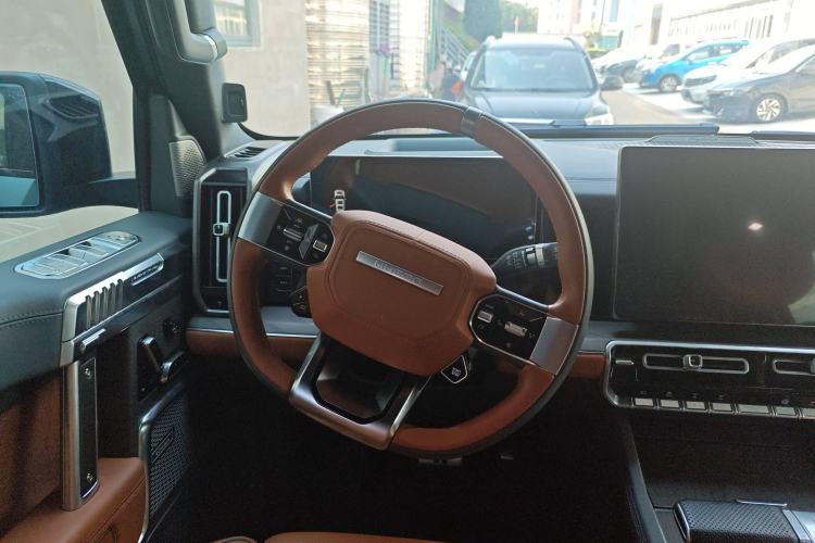 Used Brave warrior 917 2023 Range-Extended Base Model Steering Wheel