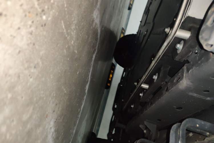 Used Brave warrior 917 2023 Range-Extended Base Model Chassis Front Left