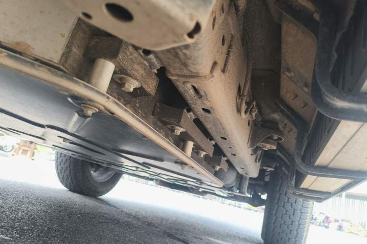 Used Brave warrior 917 2023 Range-Extended Base Model Chassis Front Left