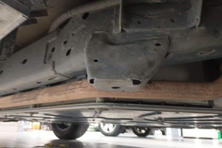 Used Brave warrior 917 2023 Range-Extended Base Model Chassis Front Right