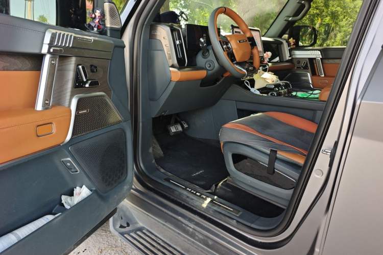 Used Brave warrior 917 2023 Range-Extended Base Model Driver Seat