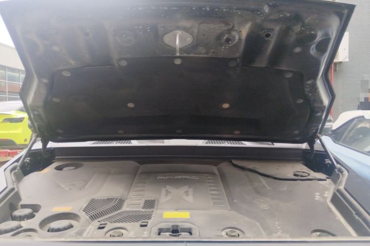Used Brave warrior 917 2023 Range-Extended Base Model Engine Bay