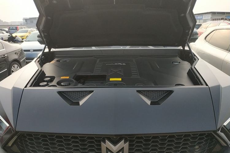 Used Brave warrior 917 2023 Range-Extended Base Model Engine Bay