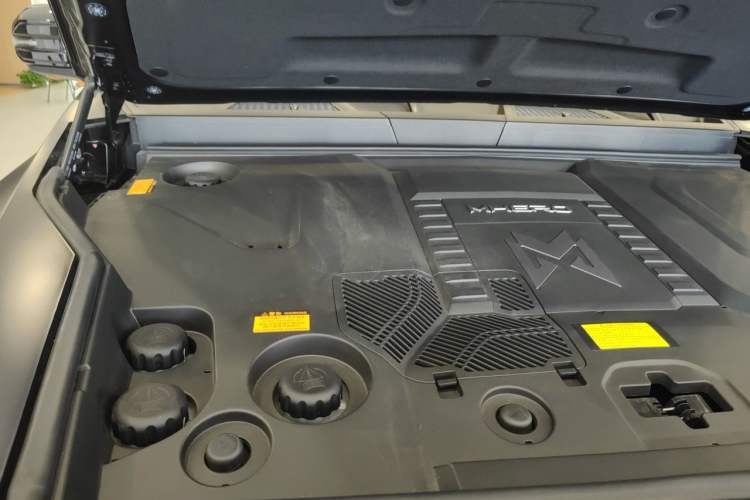 Used Brave warrior 917 2023 Range-Extended Base Model Engine Bay Right