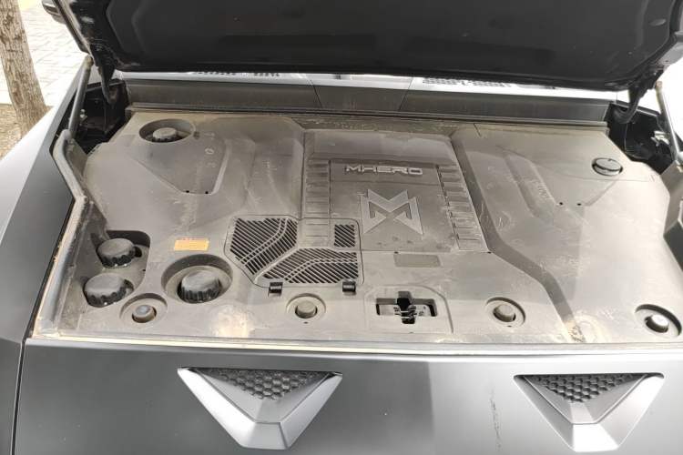 Used Brave warrior 917 2023 Range-Extended Base Model Engine Bay