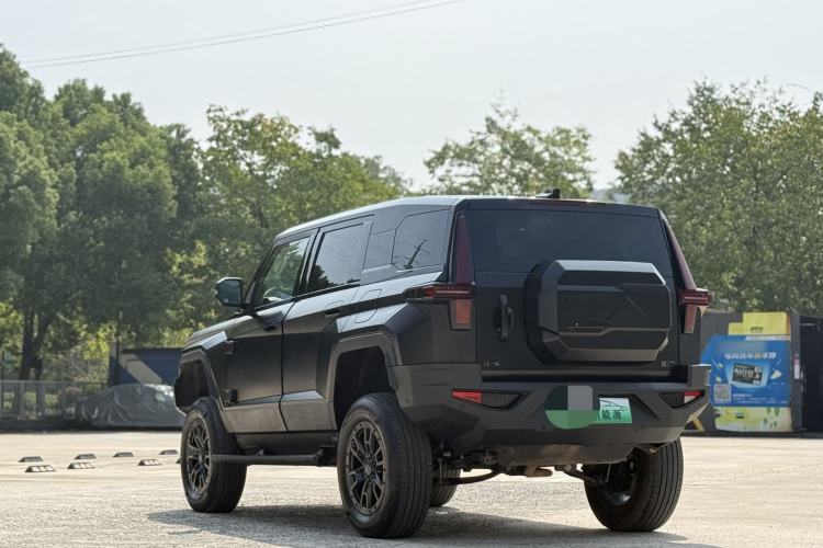 Used Brave warrior 917 2023 Range-Extended Base Model Exterior 10