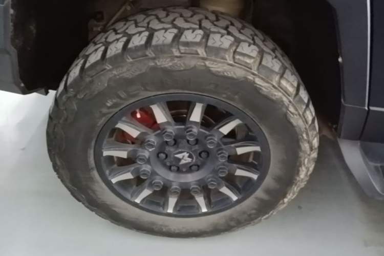 Used Brave warrior 917 2023 Range-Extended Base Model Exterior 5