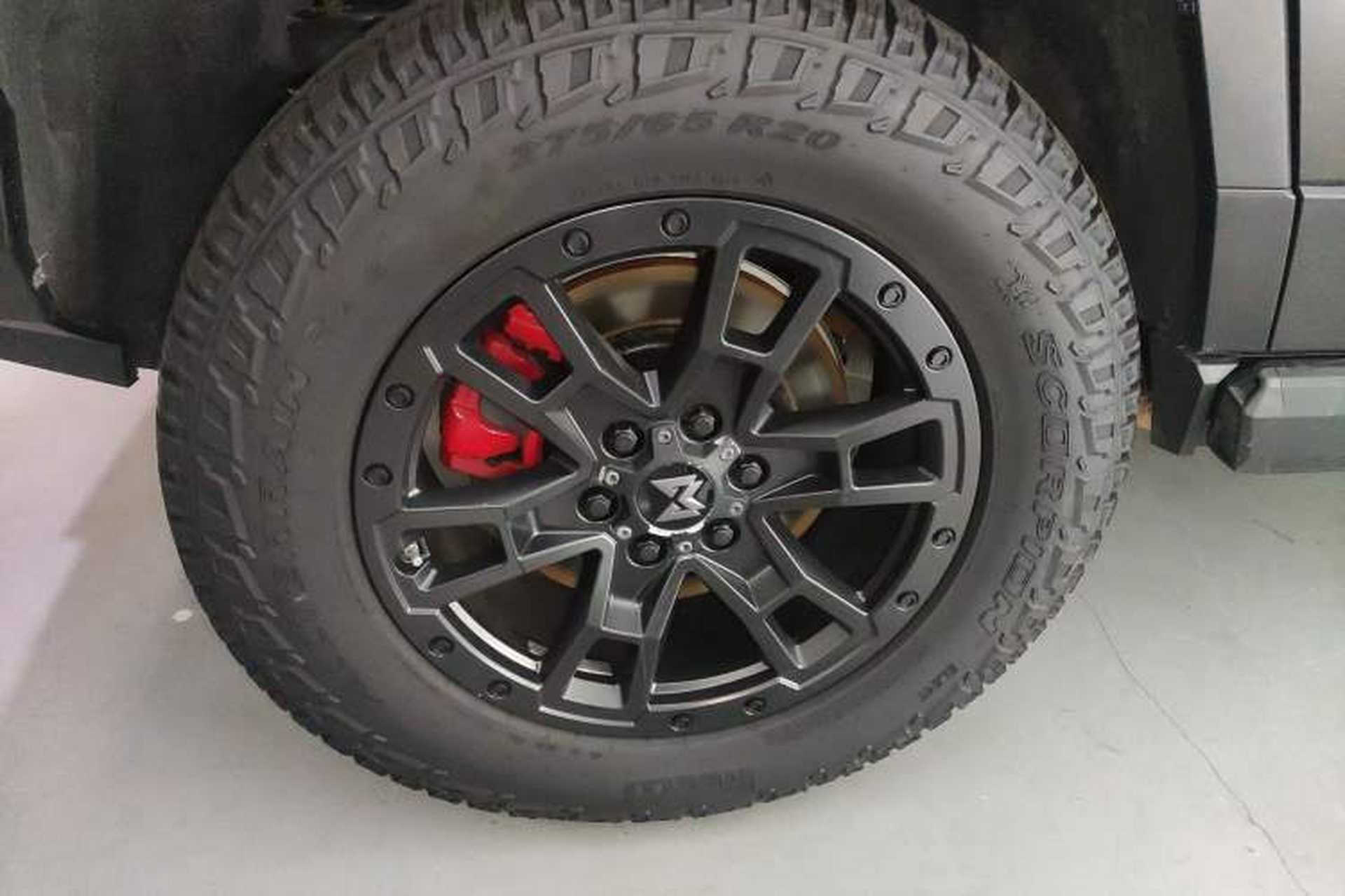 Used Brave warrior 917 2023 Range-Extended Base Model Exterior 8