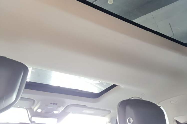 Used Brave warrior 917 2023 Range-Extended Base Model Headliner