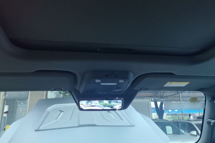 Used Brave warrior 917 2023 Range-Extended Base Model Headliner
