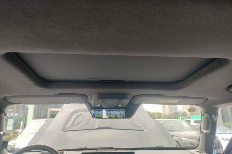 Used Brave warrior 917 2023 Range-Extended Base Model Headliner