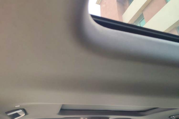 Used Brave warrior 917 2023 Range-Extended Base Model Headliner