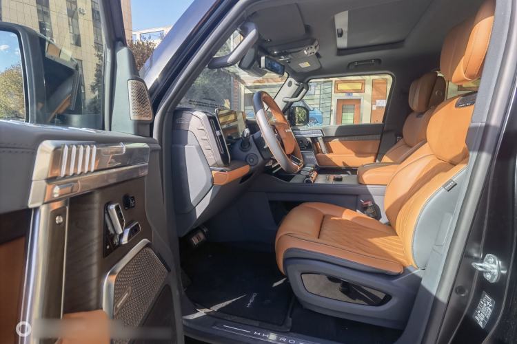 Used Brave warrior 917 2023 Range-Extended Base Model Interior 1