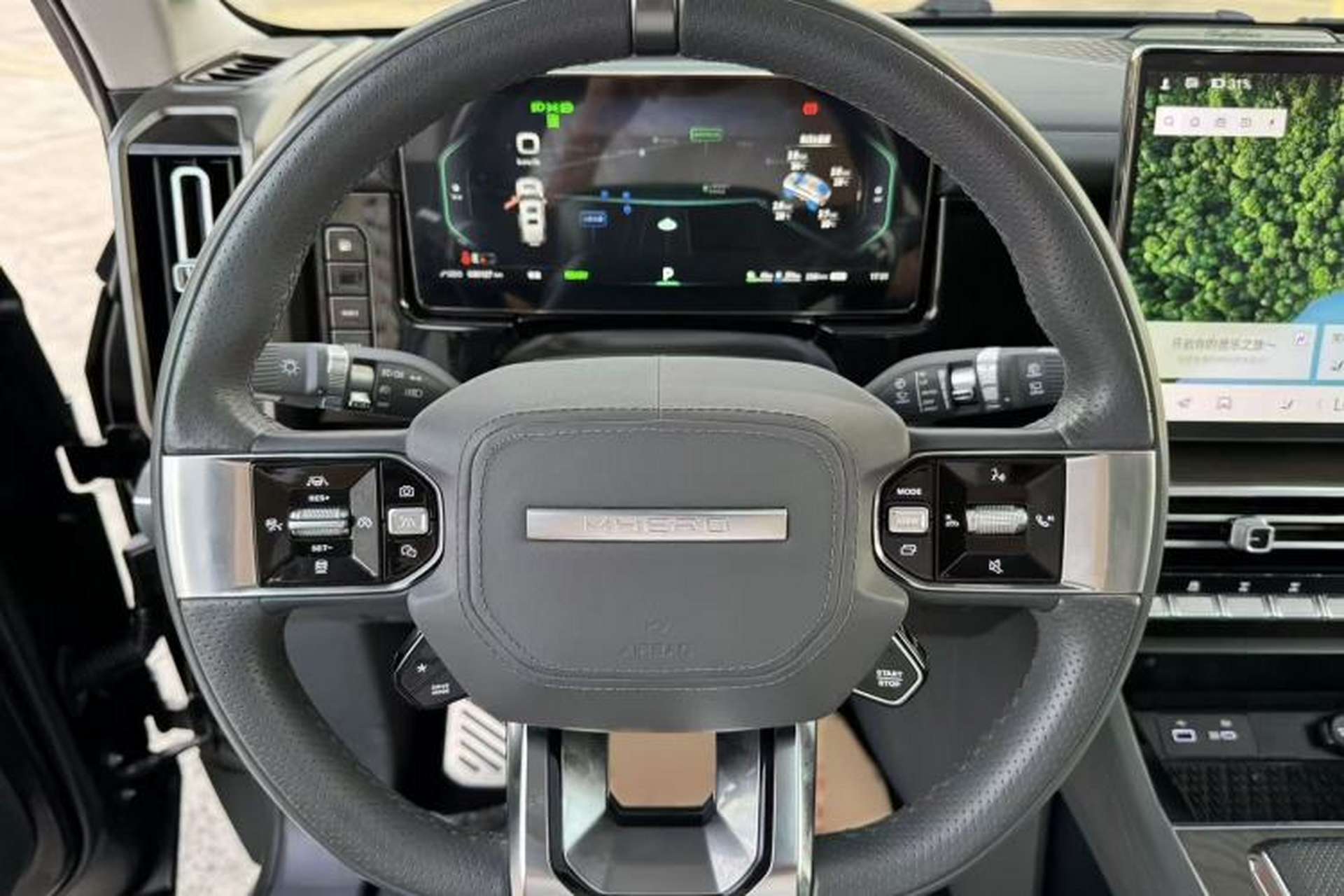 Used Brave warrior 917 2023 Range-Extended Base Model Interior 3
