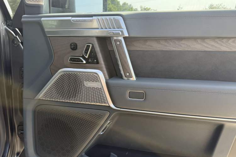 Used Brave warrior 917 2023 Range-Extended Base Model Interior 8