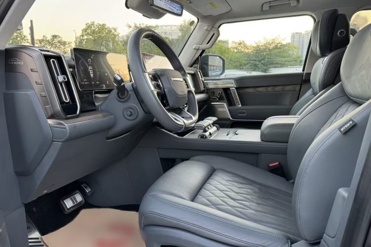 Used Brave warrior 917 2023 Range-Extended Base Model Left Front Seat