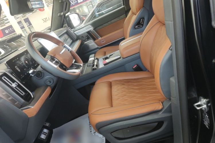 Used Brave warrior 917 2023 Range-Extended Base Model Left Front Seat