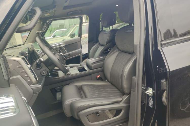 Used Brave warrior 917 2023 Range-Extended Base Model Left Front Seat