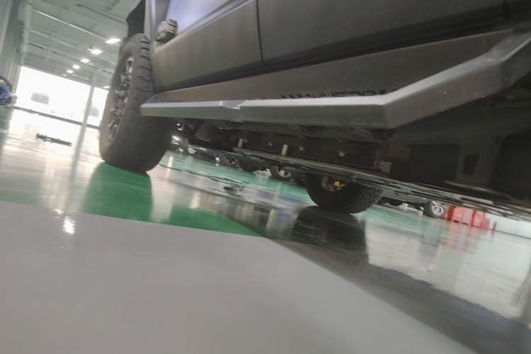 Used Brave warrior 917 2023 Range-Extended Base Model Left Side Sill