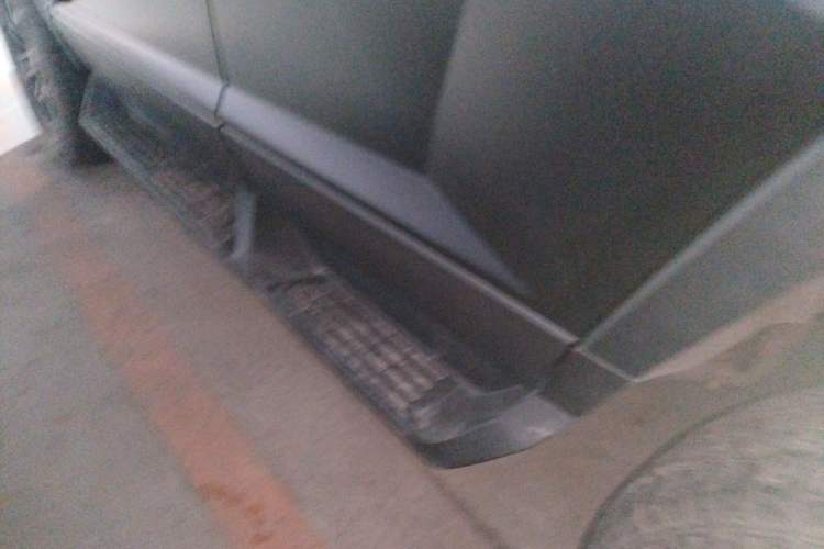 Used Brave warrior 917 2023 Range-Extended Base Model Left Side Sill