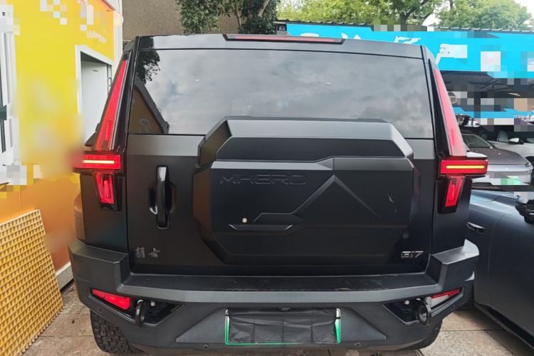 Used Brave warrior 917 2023 Range-Extended Base Model Rear