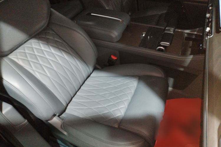 Used Brave warrior 917 2023 Range-Extended Base Model Right Front Seat