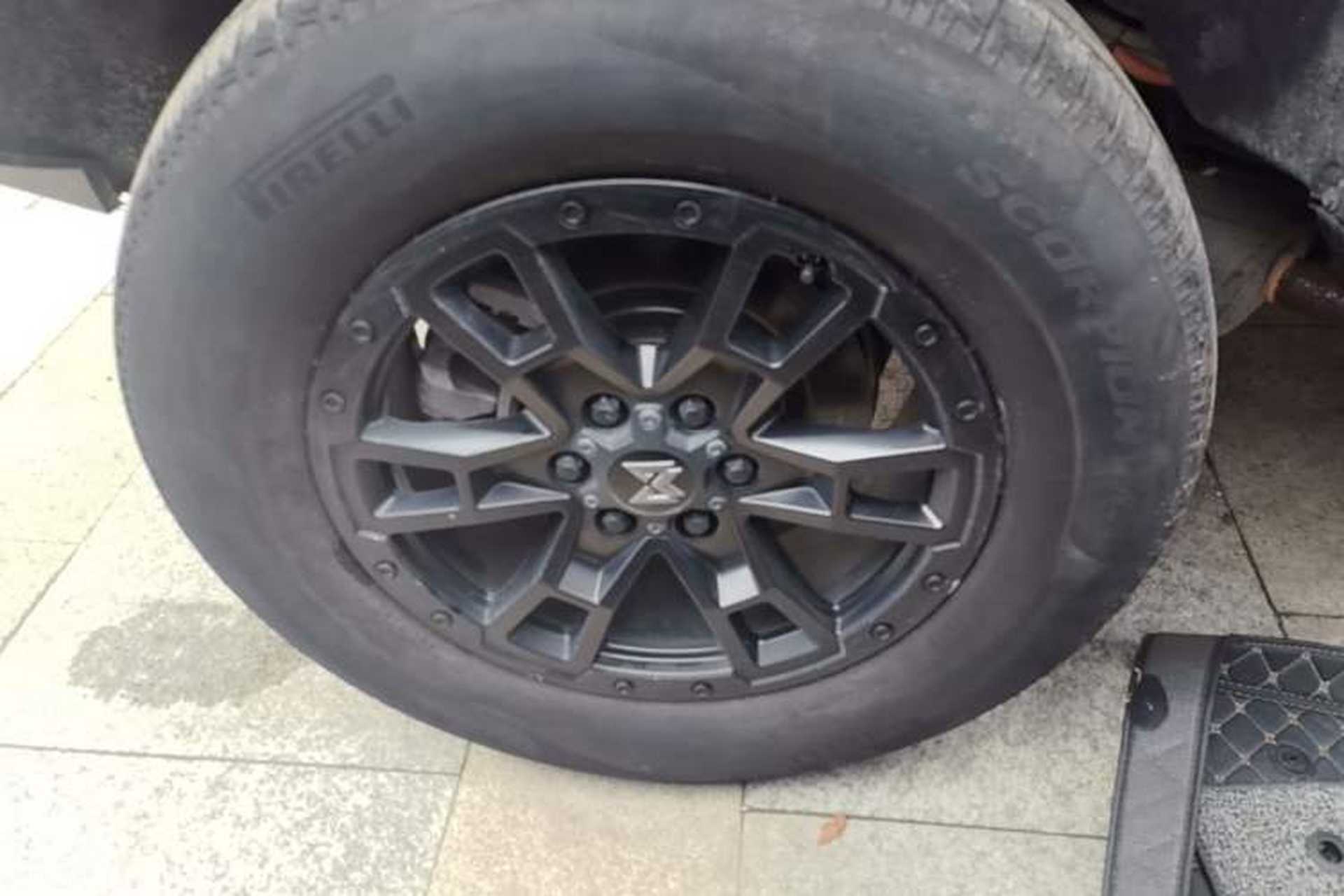 Used Brave warrior 917 2023 Range-Extended Base Model Right Rear Wheel Hub