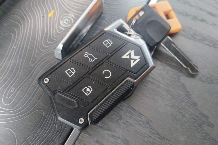 Used Brave warrior 917 2023 Range-Extended Base Model Vehicle Key
