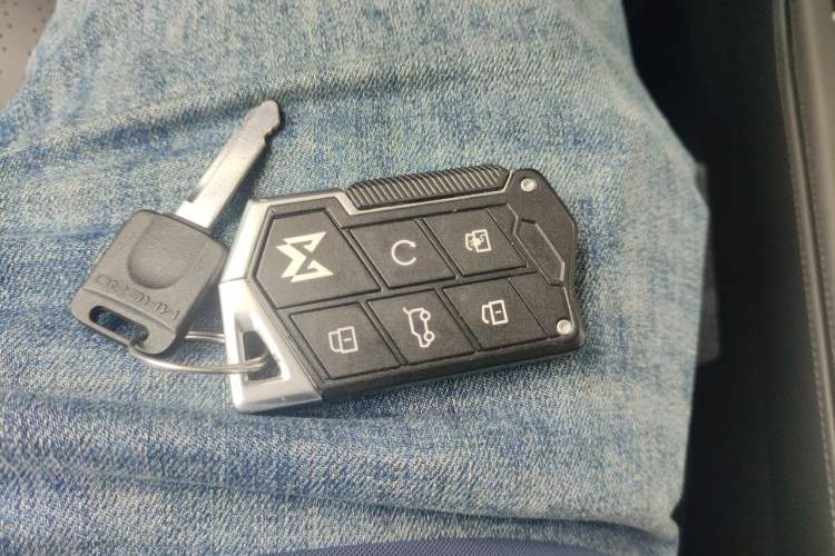 Used Brave warrior 917 2023 Range-Extended Base Model Vehicle Key