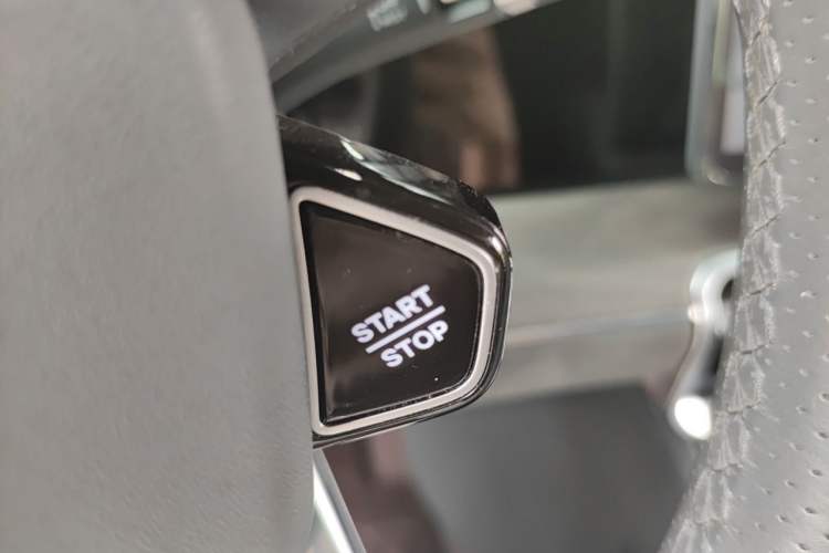 Used Brave warrior 917 2023 Range-Extended Base Model Vehicle Key
