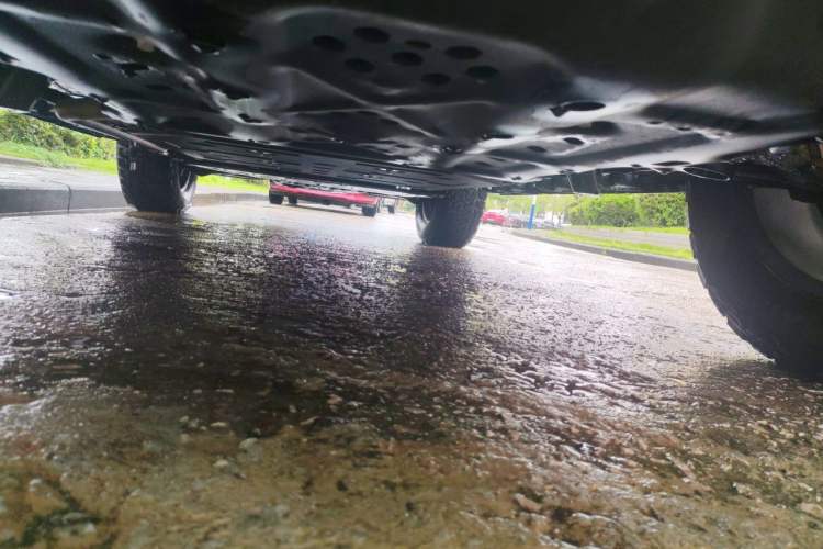 Used Brave warrior 917 2023 Range-Extended Base Model Chassis Front