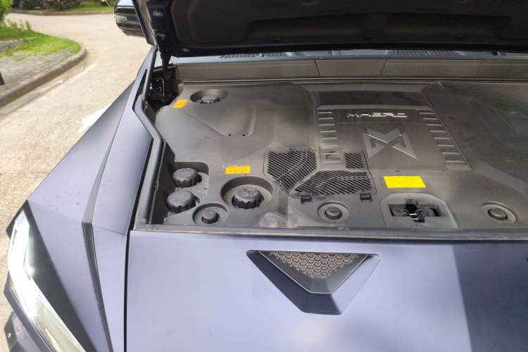 Used Brave warrior 917 2023 Range-Extended Base Model Engine Bay Right