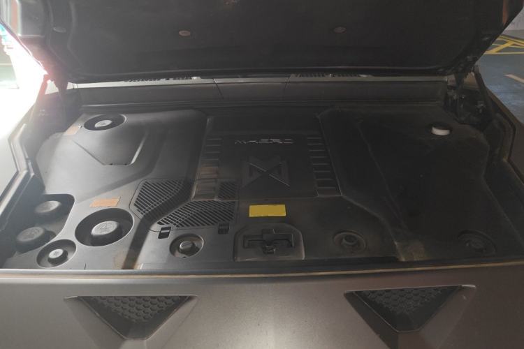 Used Brave warrior 917 2023 Range-Extended Base Model Engine Bay
