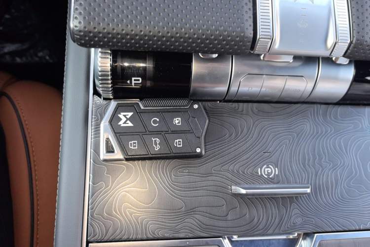 Used Brave warrior 917 2023 Range-Extended Founder Edition Interior 1